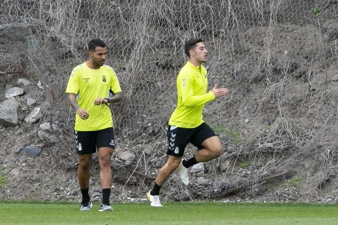 04.12.19. Las Palmas de Gran Canaria. Entrenamiento de la UD Las Palmas en Barranco Seco. Foto: Quique Curbelo  | 04/12/2019 | Fotógrafo: Quique Curbelo