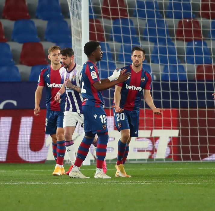 Levante - Real Valladolid, en imágenes