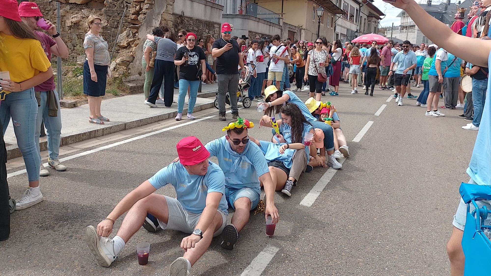 Los Gigantes inundan las calles de Pueblña de Sanabria