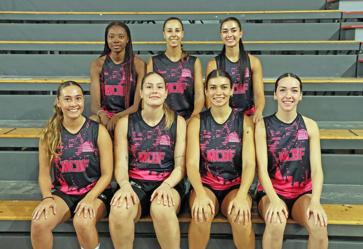 Totes les fotos del primer entrenament del Manresa CBF al Congost