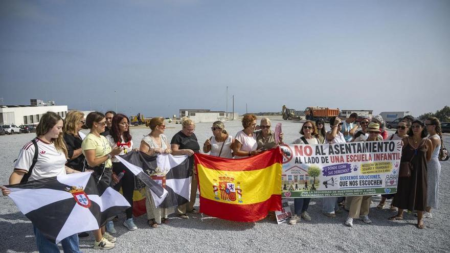 Die Einwohner von Ceuta demonstrieren erneut, diesmal gegen die vom Staat geplanten Unterkünfte für Migranten