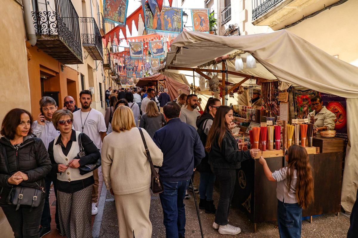 La Fira de Tots Sants se anima