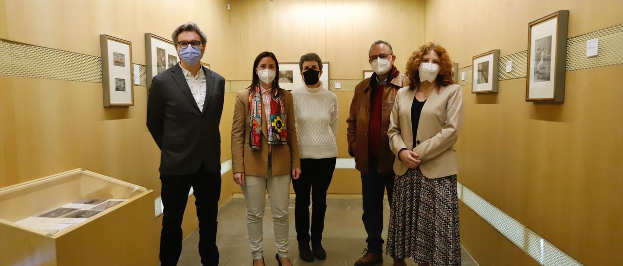 José María Domenech, Cristina Casanueva, Alicia Córdoba, José María Palencia y María del Mar Ibáñez, entre las obras que componen la exposición.