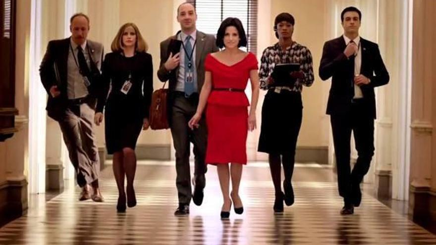 Los protagonistas de «Veep», la serie de HBO con la que Roger Drew ha ganado su primer Emmy.