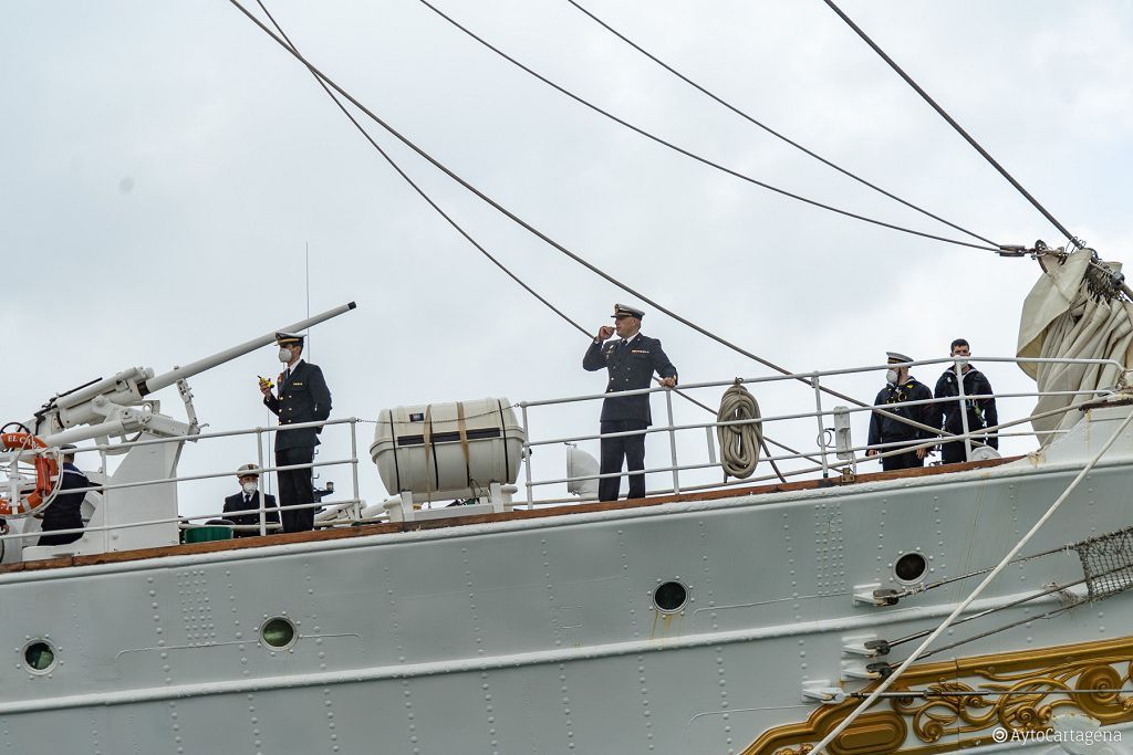 El buque Juan Sebasitán Elcano llega a Cartagena