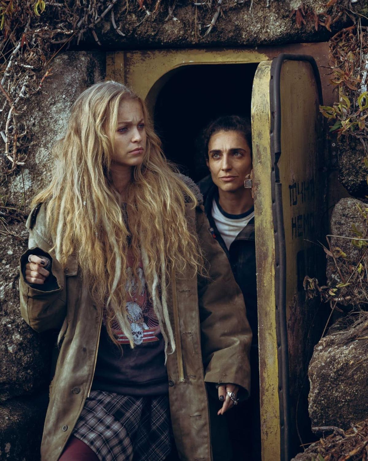 Margarida Corceiro y Nüll García, en la temporada final de 'Punto Nemo'.