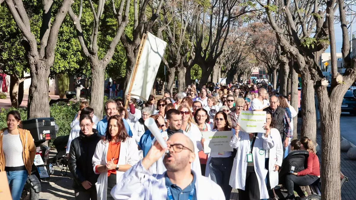 Sanidad pide disculpas al hombre de Alicante que sufre un cáncer y no fue atendido en Urgencias del centro de salud Cabo Huertas
