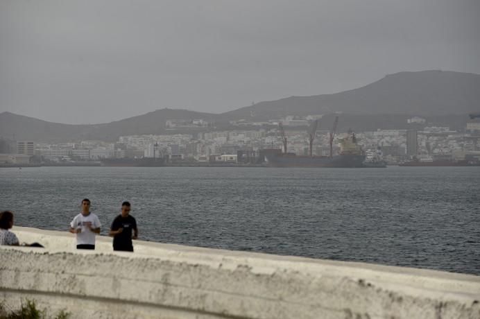 METEOROLOGIA. CALIMA MEZCLADA CON NUBES