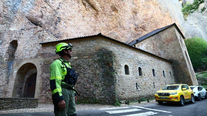Así ha quedado el monasterio viejo de San Juan de la Peña tras el paso de las llamas