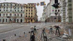 Así quedan las calles de las ciudades de Ucrania al paso del ejército ruso.