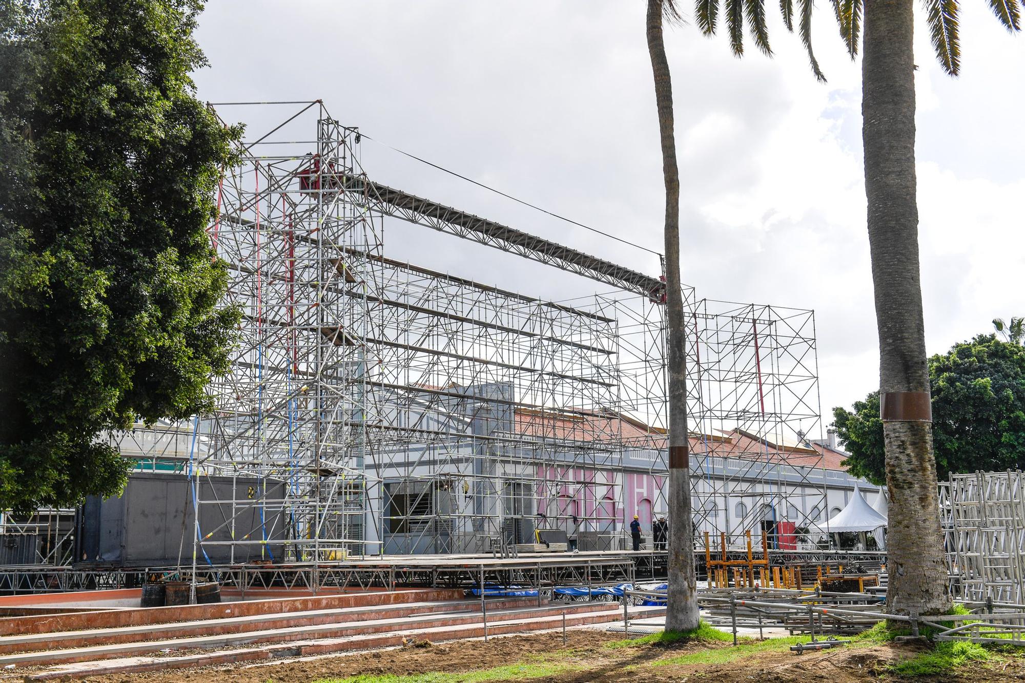 Montaje del escenario del Carnaval de Las Palmas de Gran Canaria 2023