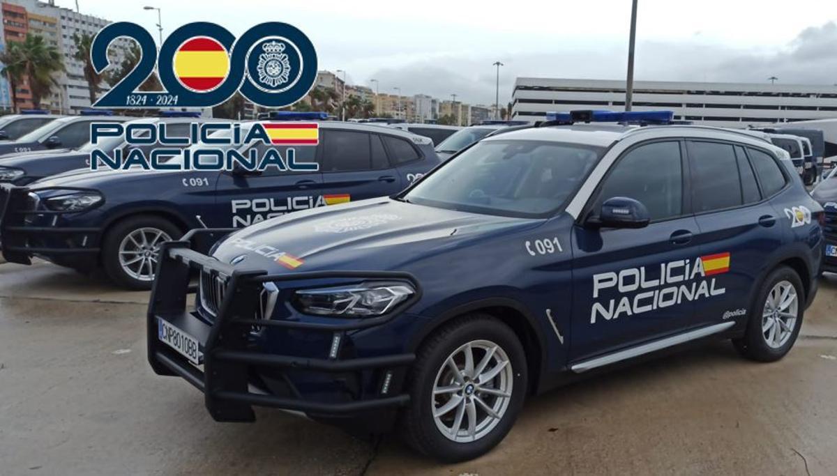 Vehículos de la Policía Nacional.