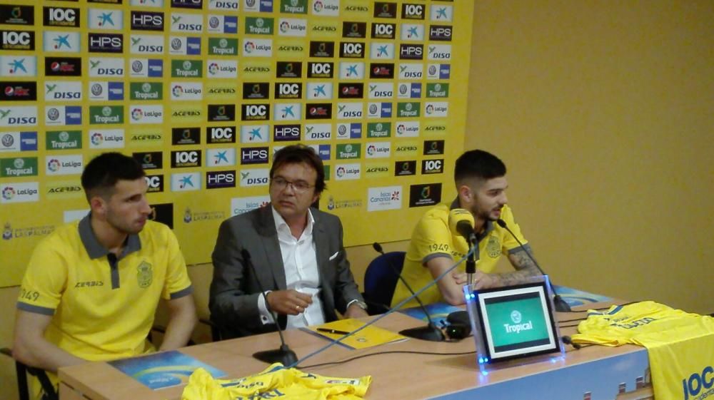 Presentación de Calleri y Hernán Toledo