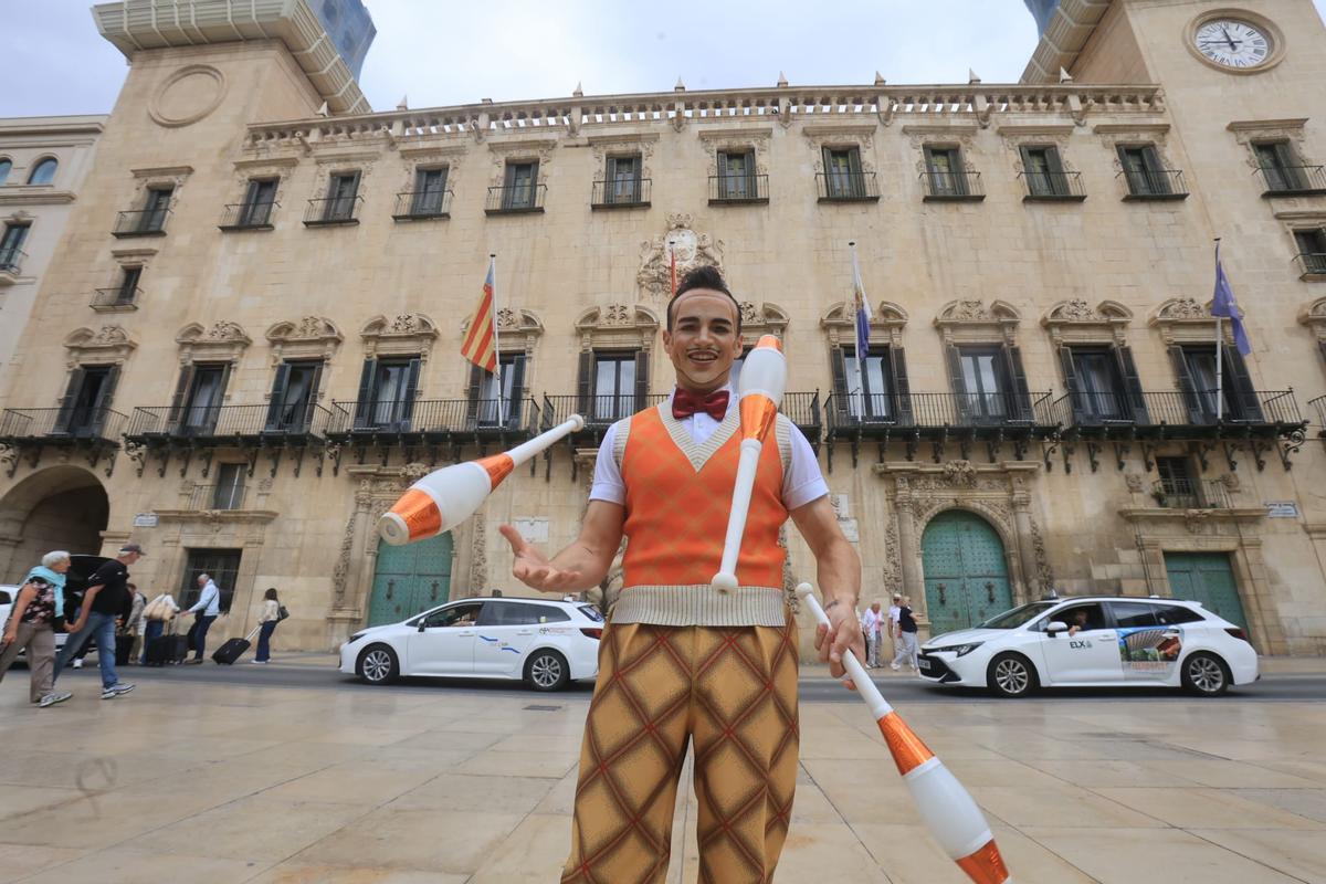 El Ayuntamiento de Alicante presenta el nuevo espectáculo del Circo del Sol 'Kurios: Gabinete de curiosidades'