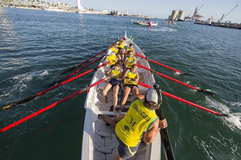 Regata de Jábegas en el Muelle Uno