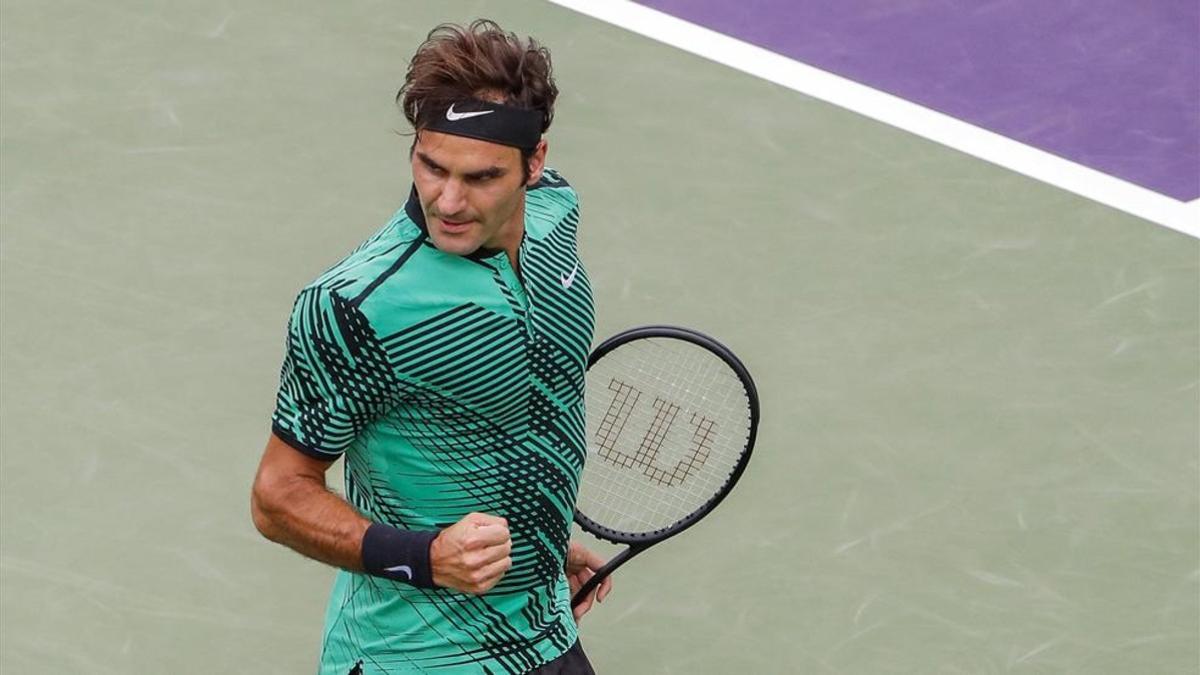 Roger Federer sumó su décimocuarta victoria de la temporada