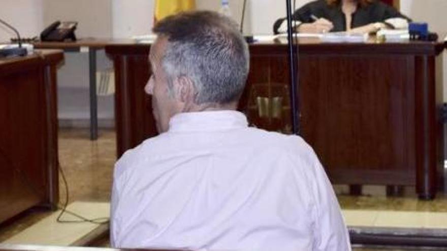 Primera condena por el caso Cursach: el sobrino del magnate del ocio, culpable de amenazar a la testigo protegida