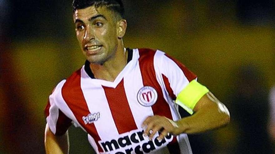 Michael Santos, en un partido con el River Plate uruguayo.