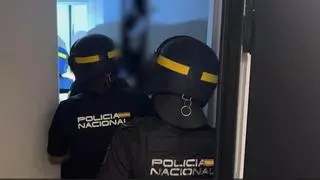 Prisión para dos de los cinco detenidos en el último golpe a narcopisos en Vigo