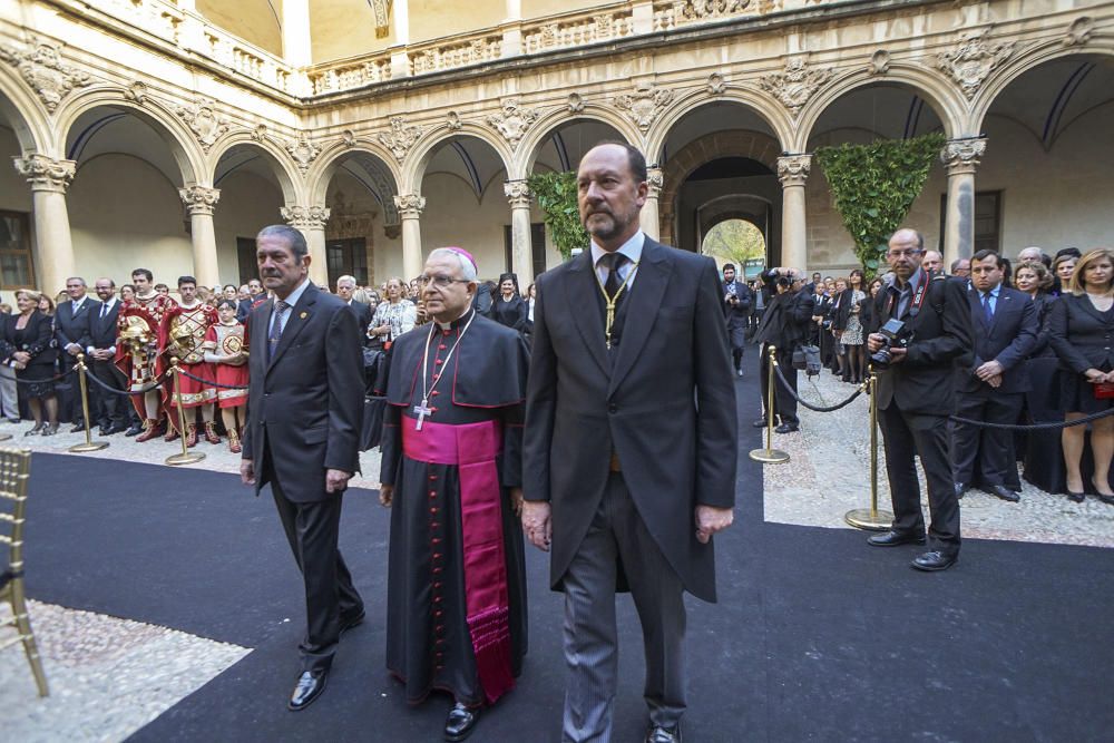 Emoción y fe con el Caballero Cubierto en Orihuela