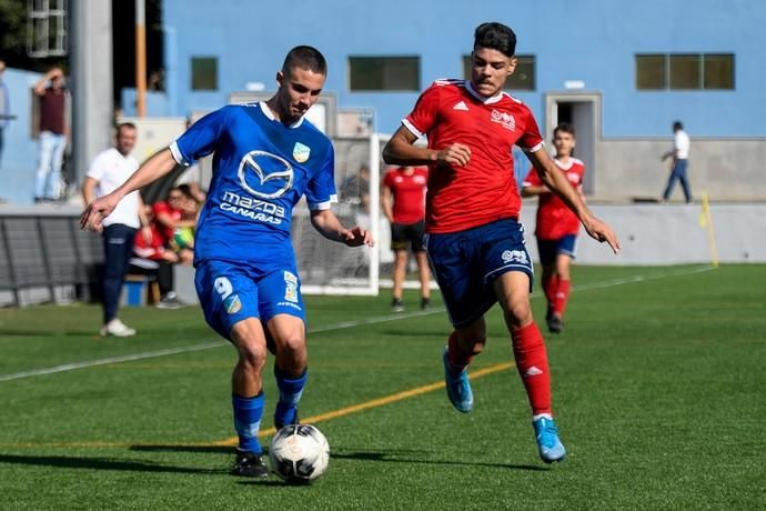 25-01-20  DEPORTES. CAMPOS DE FUTBOL DE LA ZONA DEPORTIVA DEL PARQUE SUR EN  MASPALOMAS. MASPALOMAS. SAN BARTOLOME DE TIRAJANA.  San Fernando de Maspalomas Santos- Veteranos del Pilar (Cadetes).  Fotos: Juan Castro.  | 25/01/2020 | Fotógrafo: Juan Carlos Castro