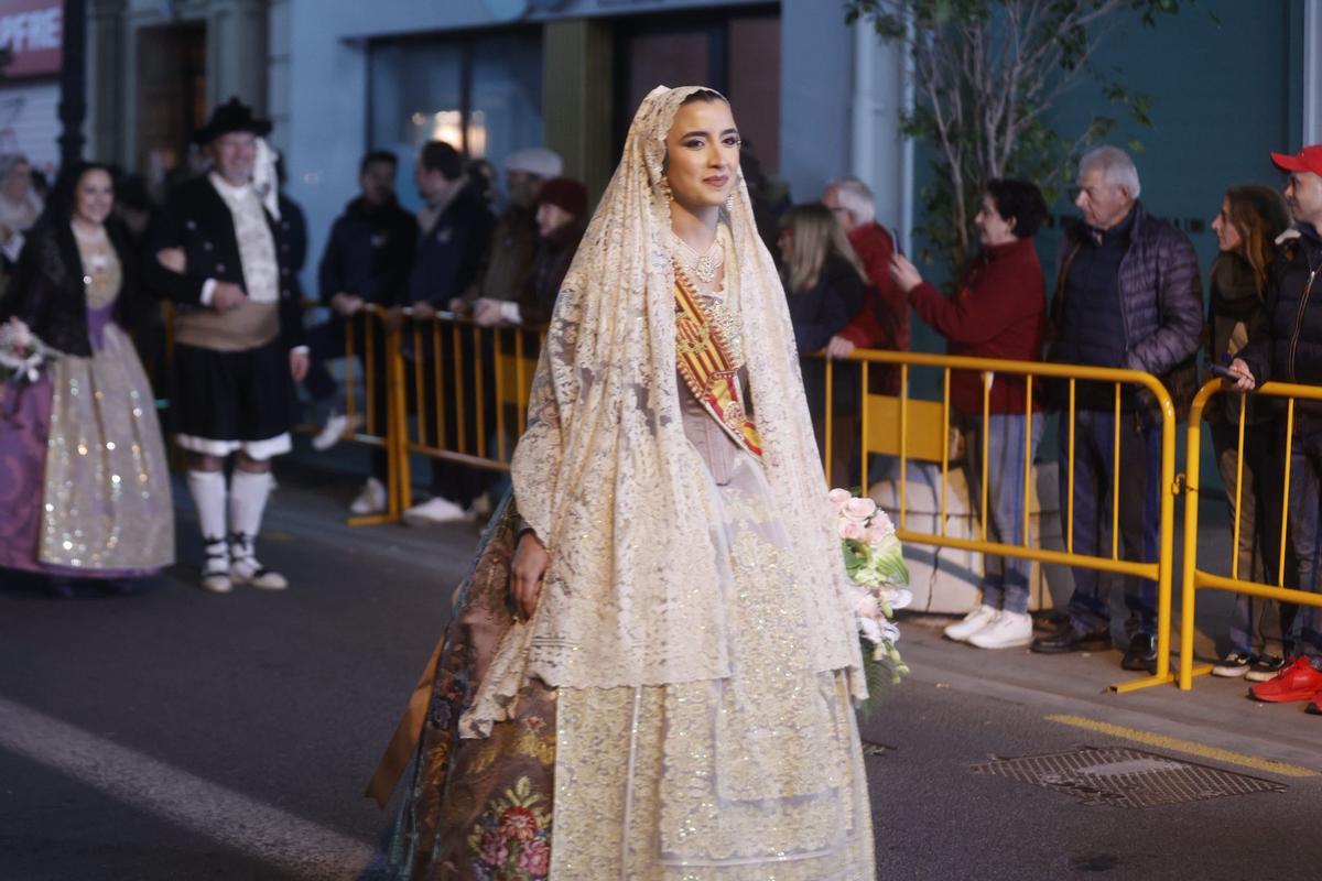 Fallas 2026: Así desfiló Carmen Prades, Fallera Mayor de València, en la Ofrenda