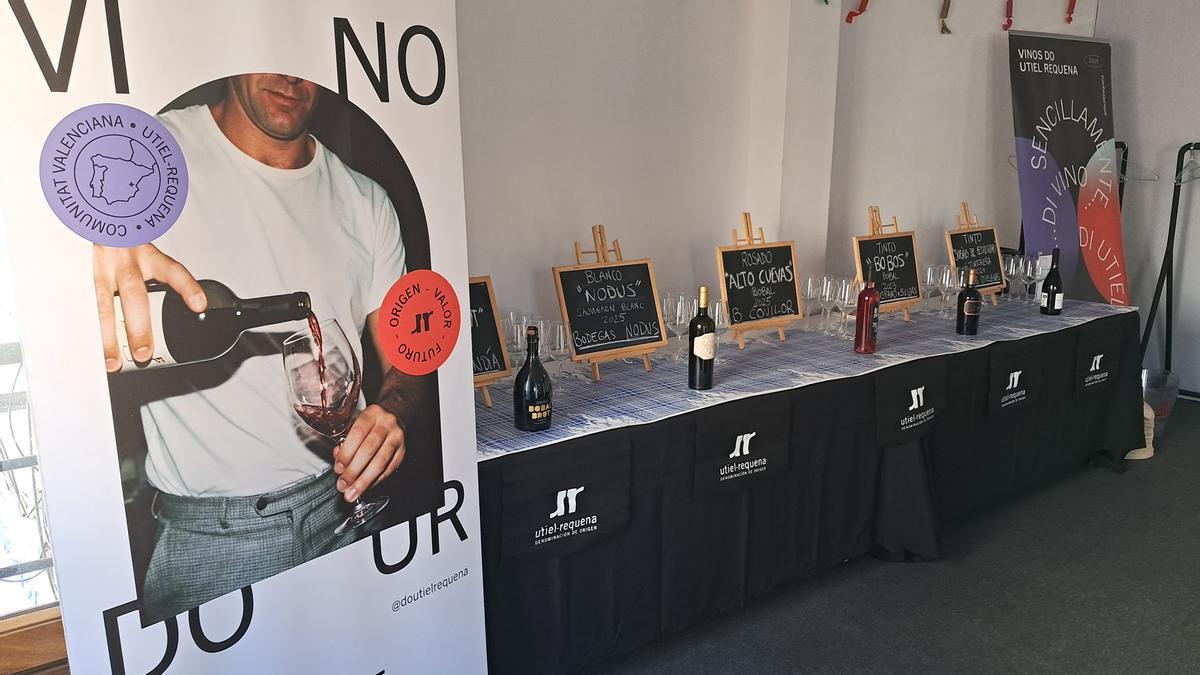 Vinos catados en el Balcón Fallero.