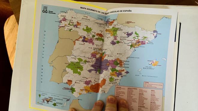Mapa gourmet de las zonas vinícolas de España.