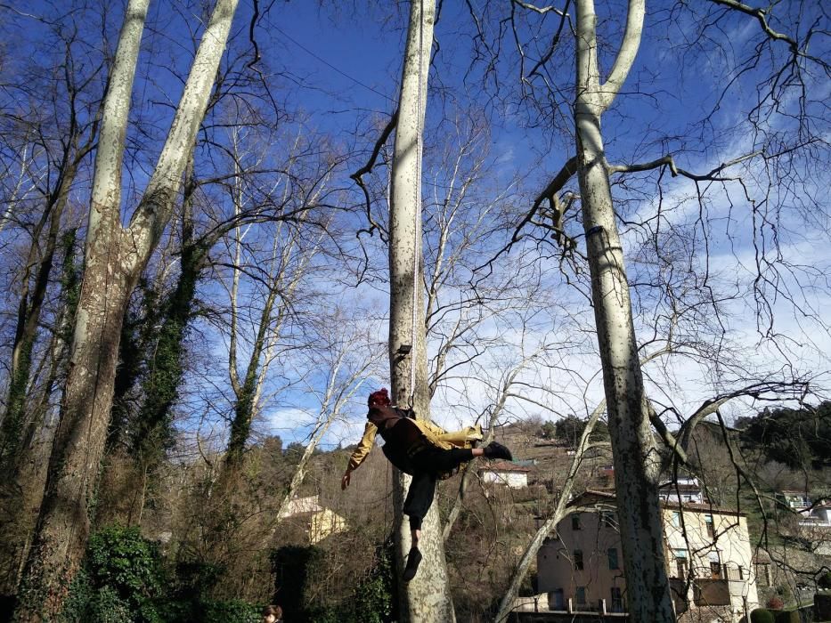 Tallers de dansa amb nenes i nens a Olot del Sismògraf 2018