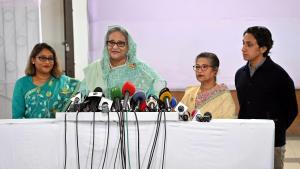 Sheikh Hasina, en una comparencia ante la prensa tras ganar las elecciones.