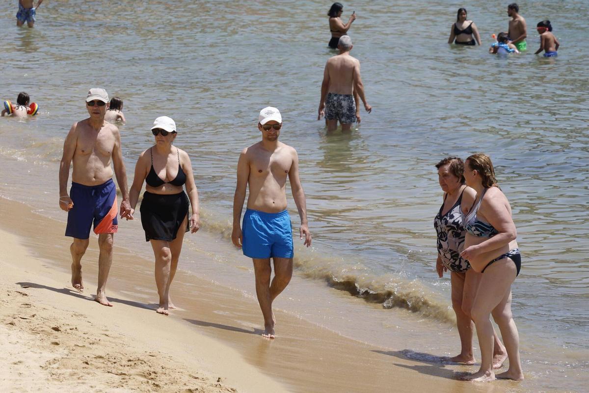 Cues i platges plenes aquest dissabte a la Costa Brava Cues i platges plenes aquest dissabte a la Costa Brava