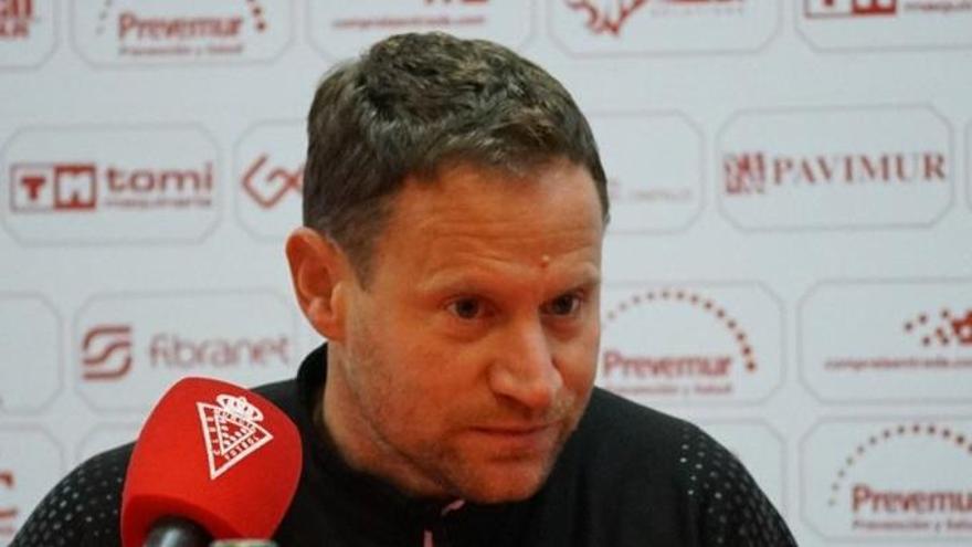 Mario Simón, entrenador del Real Murcia.