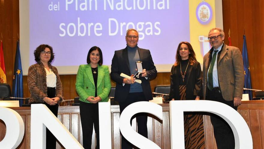 José Juan Alemán recibe la Cruz Blanca de la Orden al Mérito por el Plan sobre Drogas