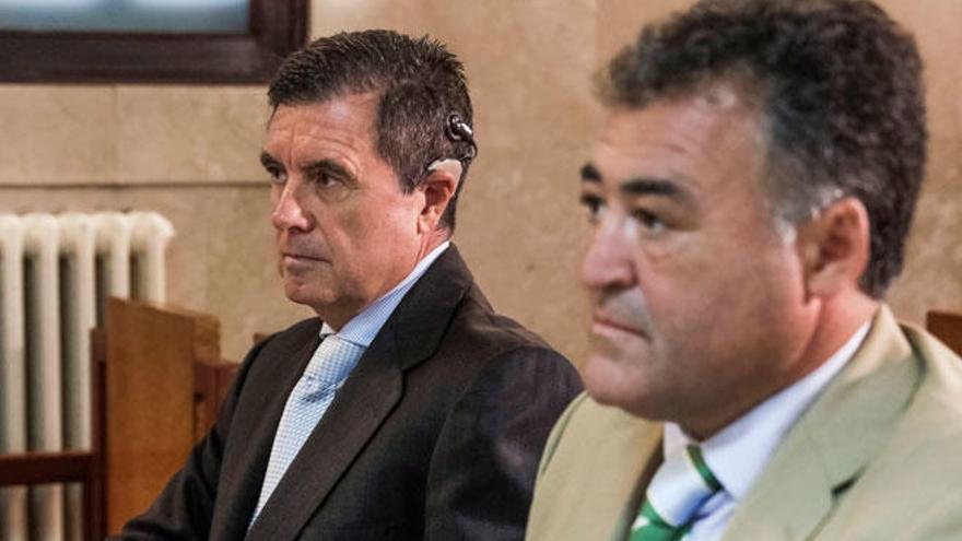 Jaume Matas y José Luis &#039;Pepote&#039; Ballester durante el juicio.