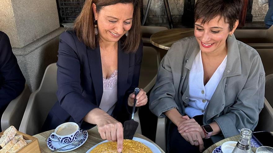 La ministra, con ganas de “tortilla o paseo”