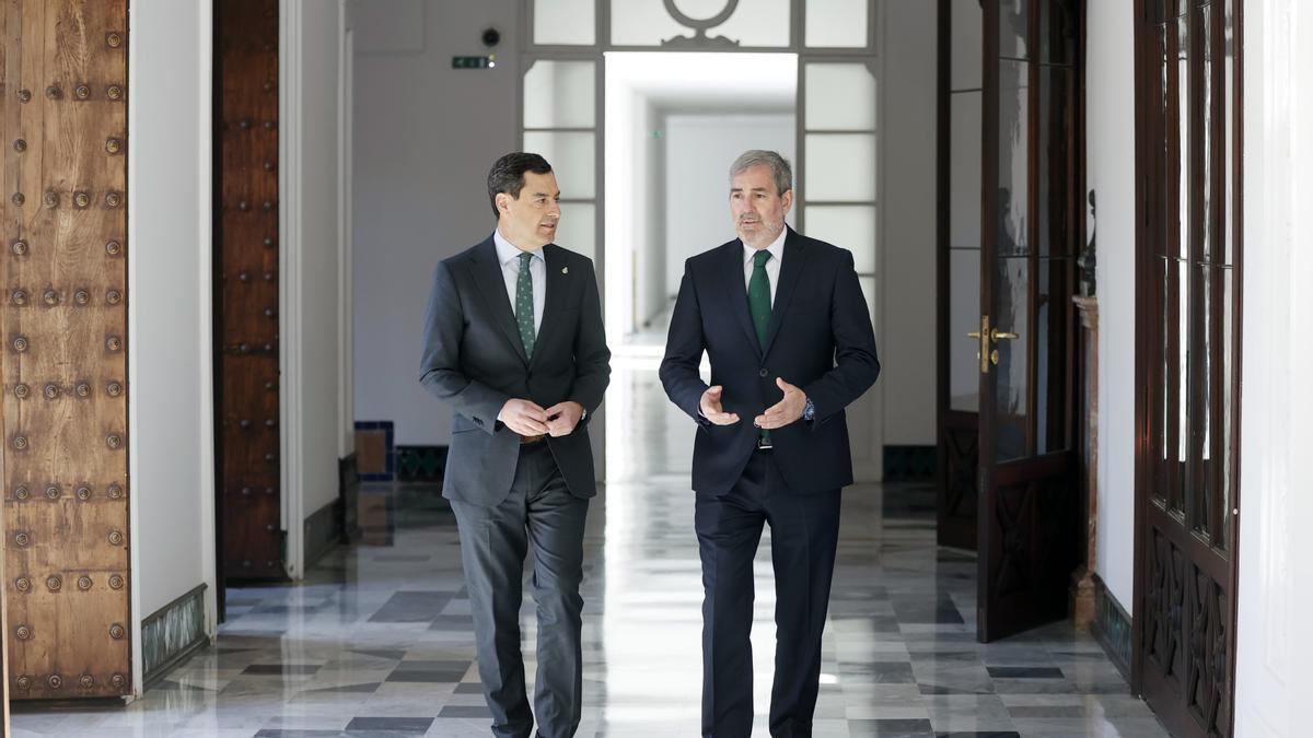 Moreno recibe al presidente de Canarias, Fernando Clavijo, en Sevilla