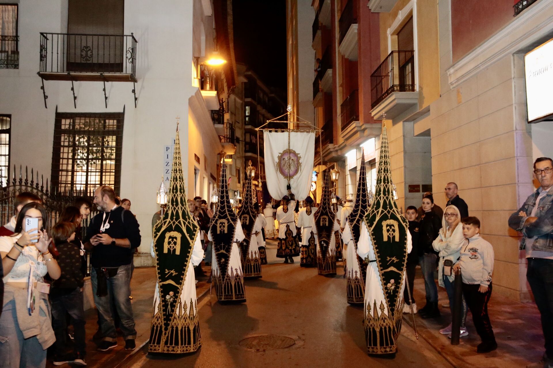 Las mejores fotos de la Peregrinación y los cortejos religiosos de la Santa Misa en Lorca