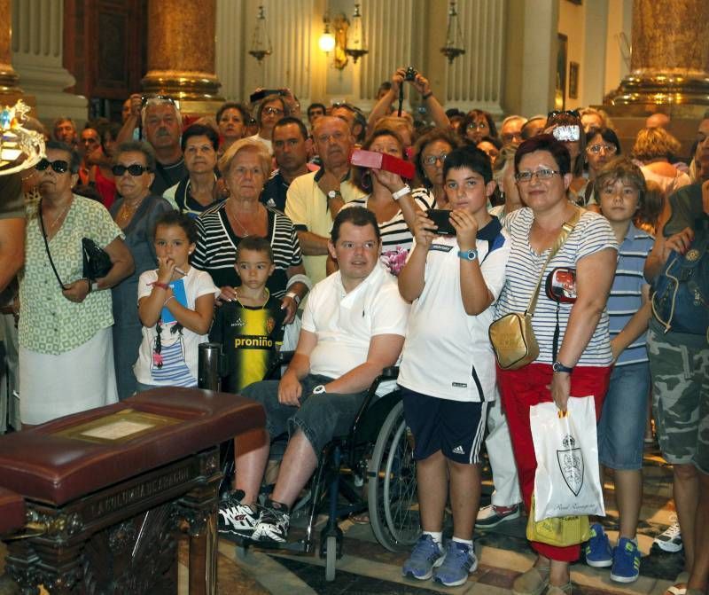 Fotogalería de la ofrenda floral del Real Zaragoza a la Virgen del Pilar