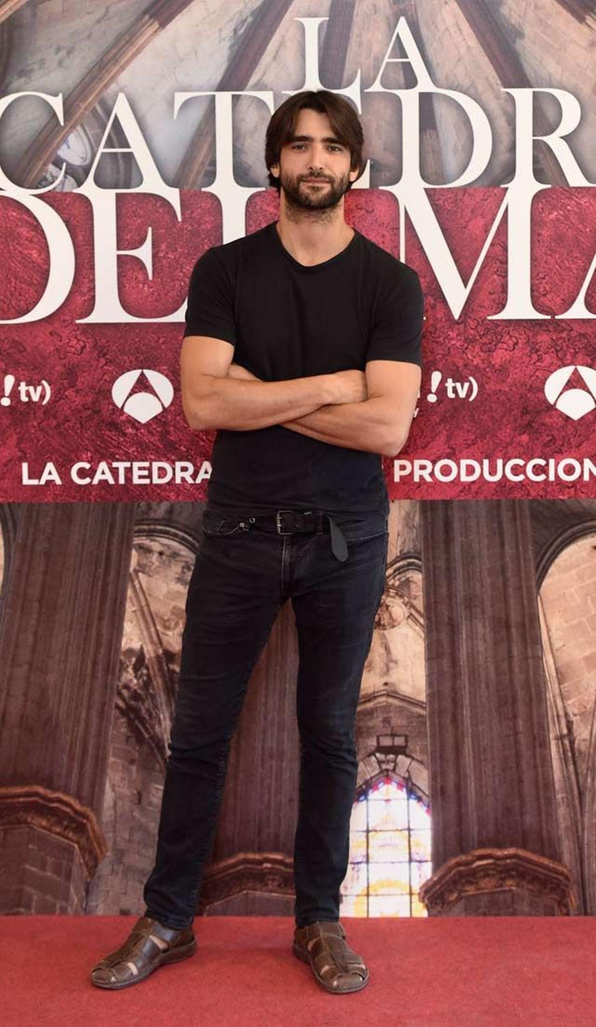 Aitor Luna en la presentación del rodaje de la serie 'La catedral del mar'.