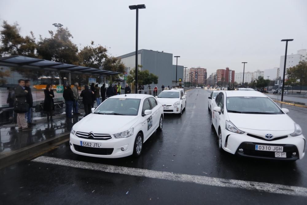 Huelga de taxistas en València