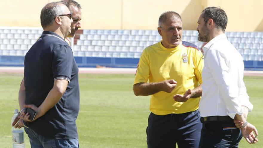 De izq. a dcha. Ramírez, Ángel Rodríguez, Paco Herrera y Helguera.