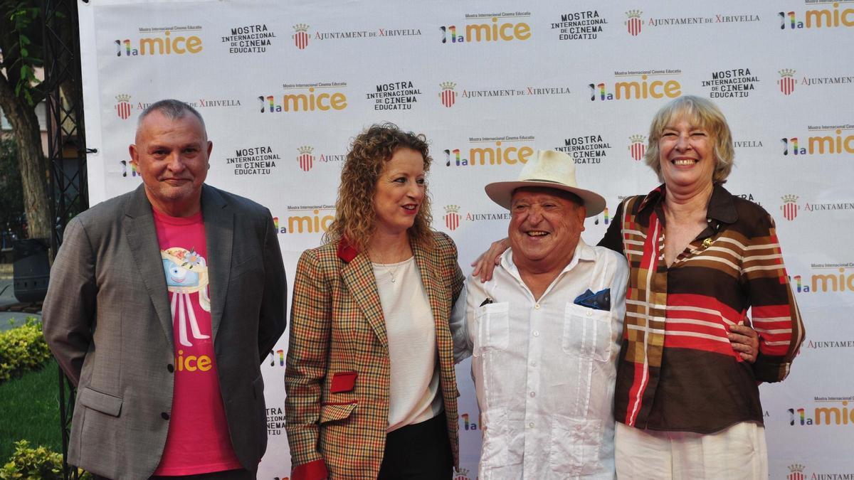 De izquierda a derecha Josep Arbiol, Paqui Bartual, Fernando Esteso y Susi Sánchez.