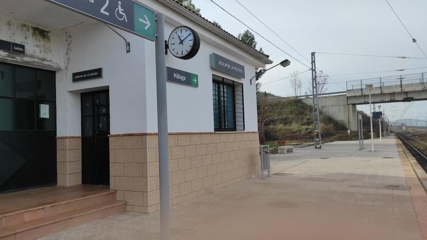 Una caravana por varios pueblos reclama un servicio ferroviario entre Córdoba y Bobadilla