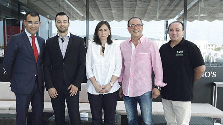 Carlos Batista, Javier Crespo, Isabel Pizá y el diseñador Pedro Mesquida.