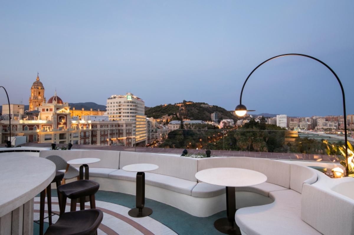 El nuevo hotel Only You, en La Equitativa, ofrece vista del Paseo del Parque y la Catedral.