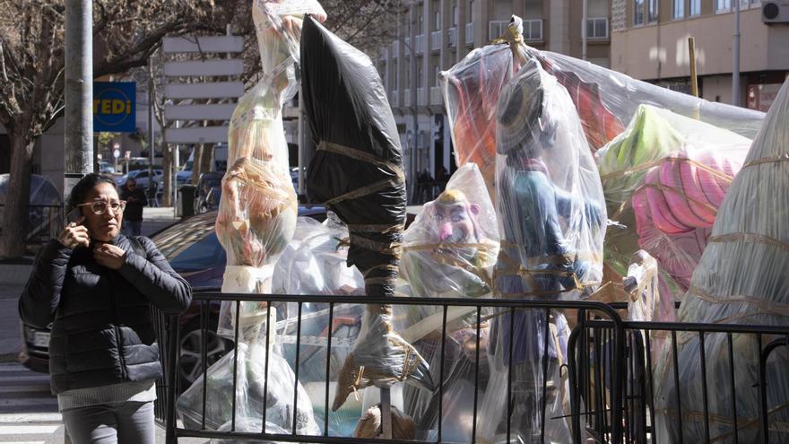 Los primeros montajes falleros ya se pueden ver en Xàtiva