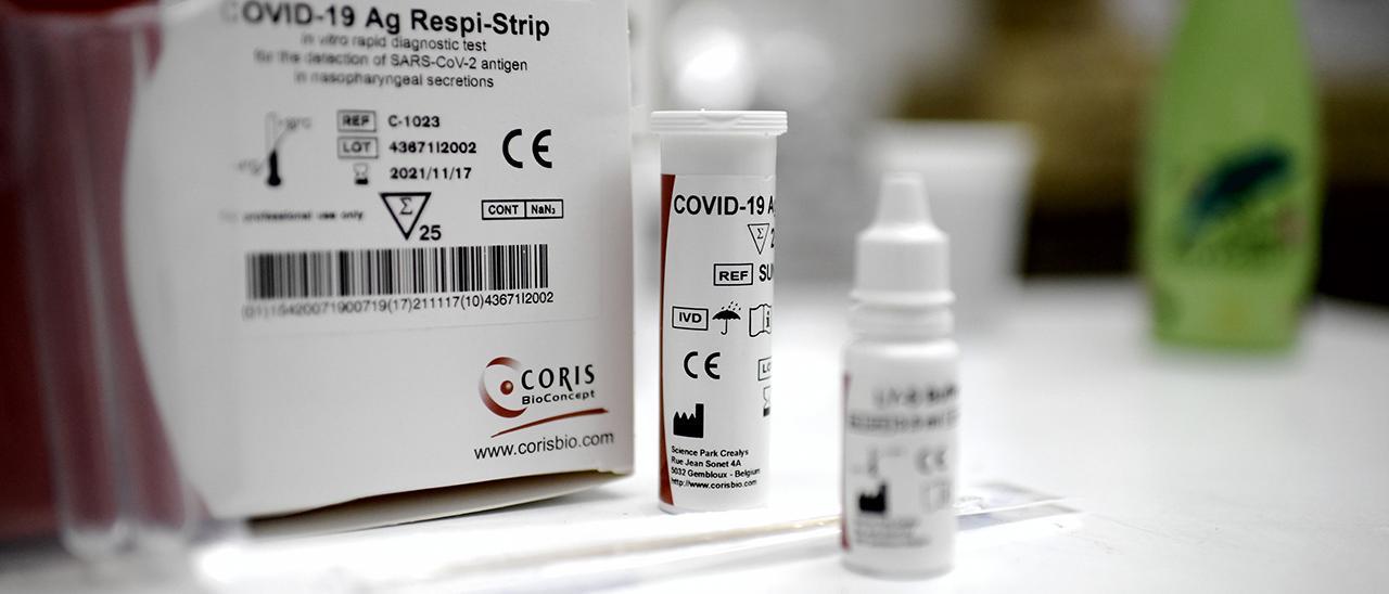 Las farmacias podrán vender (al fin) los test rápidos del COVID