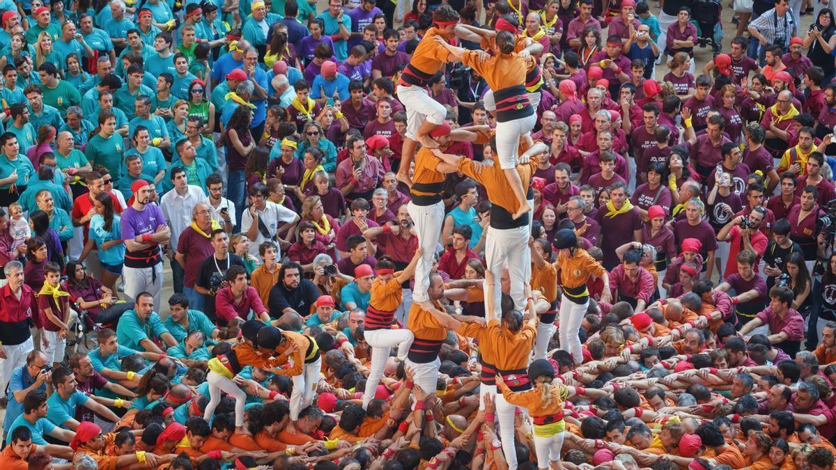 Catalunya tiene un año lleno de celebraciones. Arquitectura, historia, música, o folclore...