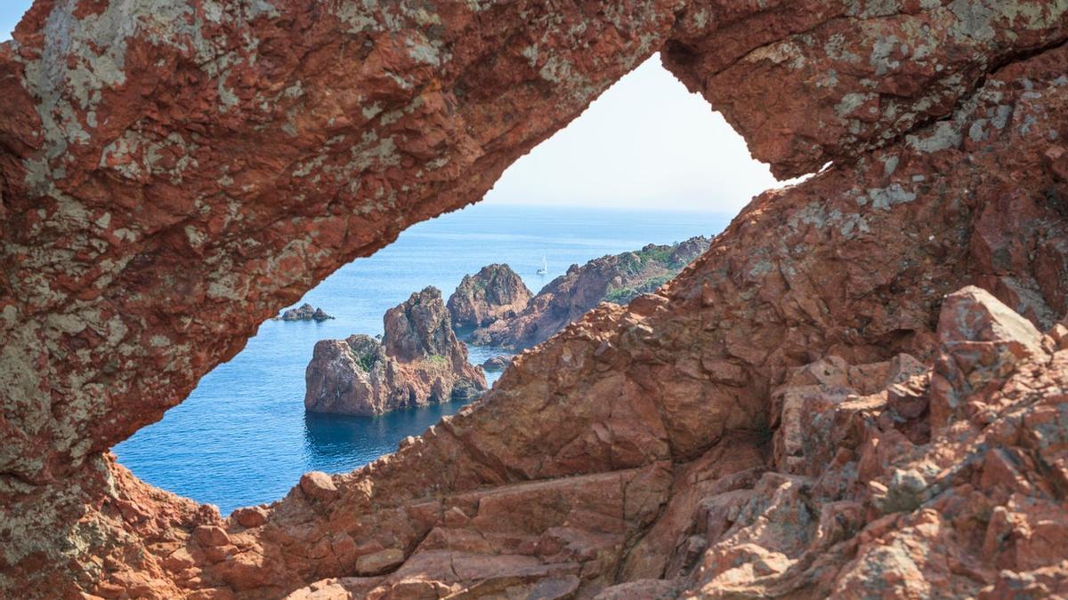 Cabo Dramont, Rivera Francesa