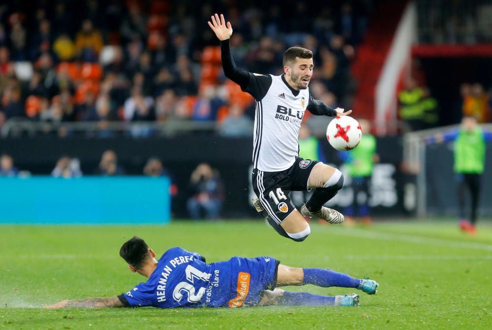 Valencia - Alavés, en imágenes